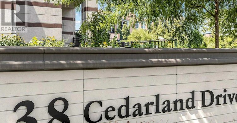 901-38 Cedarland Drive, Markham, ON, L6G 1C7 - 31