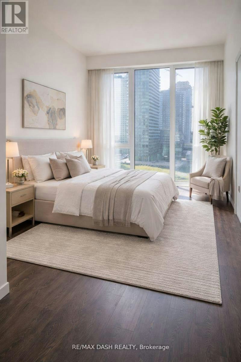 806W-27 Bathurst Street, Toronto, ON, M5V 0R1