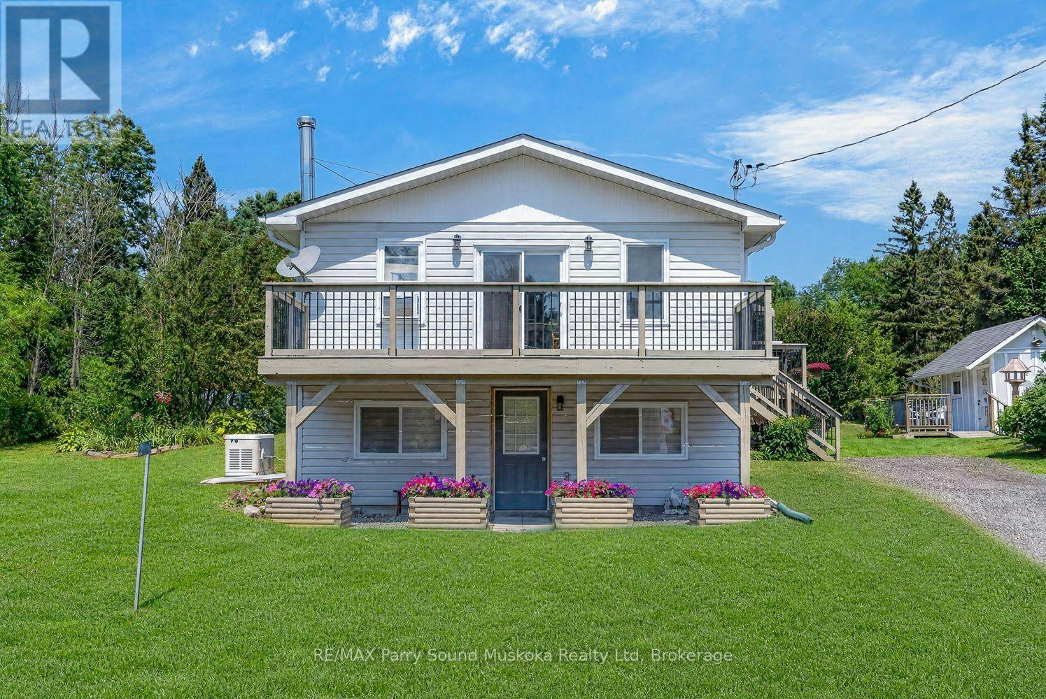 22 Ahmic Street, Magnetawan, ON, P0A 1A0