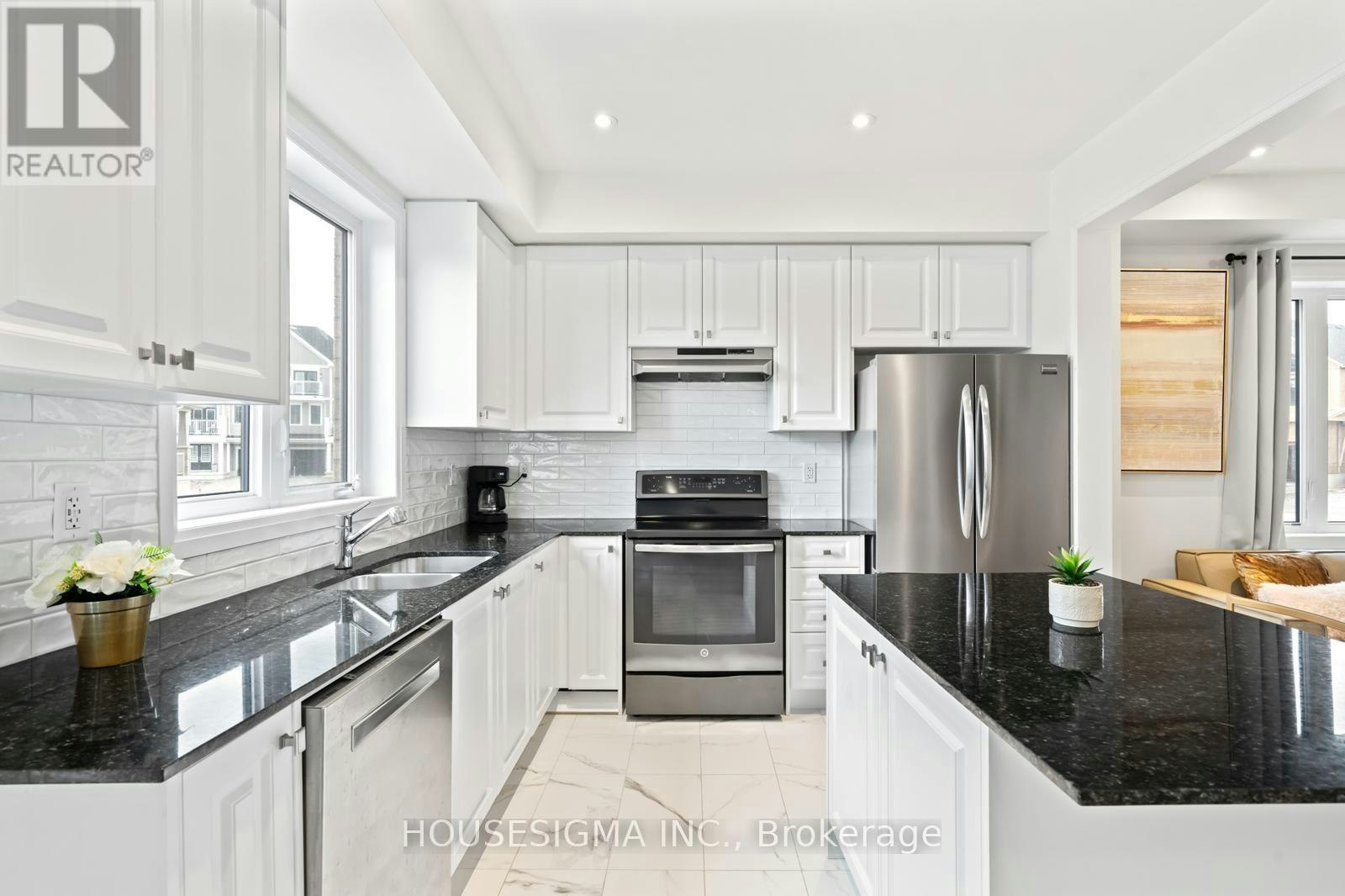 28 Canvas Crescent, Welland, ON, L3B 0P4 - 3