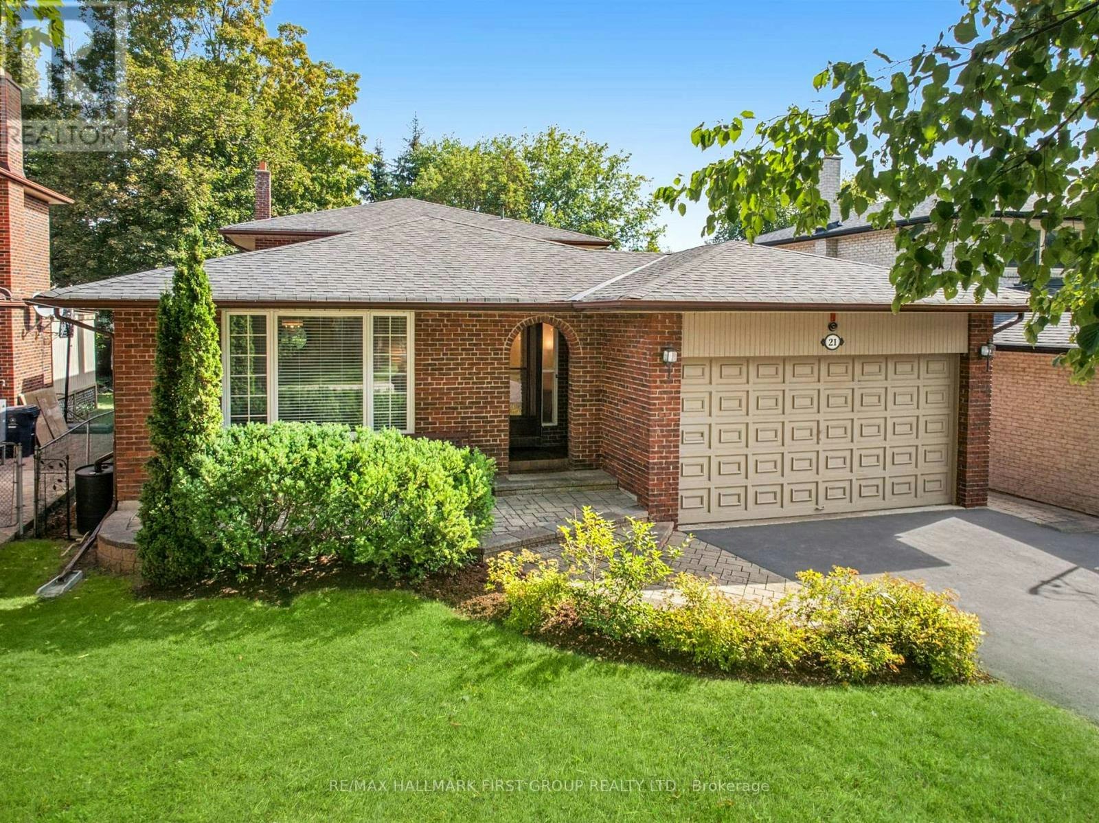 21 Ivan Road, Toronto, ON, M1C 1V1