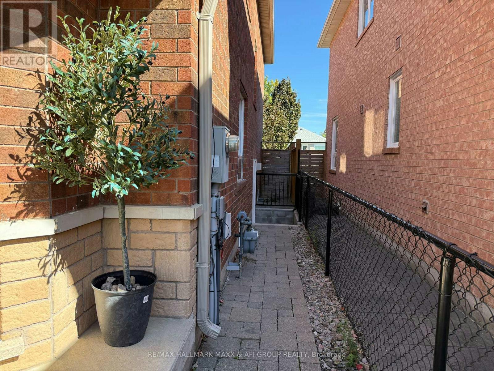 BASEMENT-83 Aloe Avenue, Richmond Hill, ON, L4E 4N1 - 2