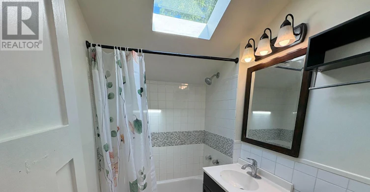 33 Royal York Road, Toronto, ON, M8V 2T3 - 8