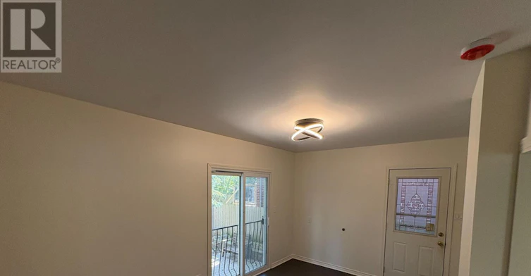 33 Royal York Road, Toronto, ON, M8V 2T3 - 7