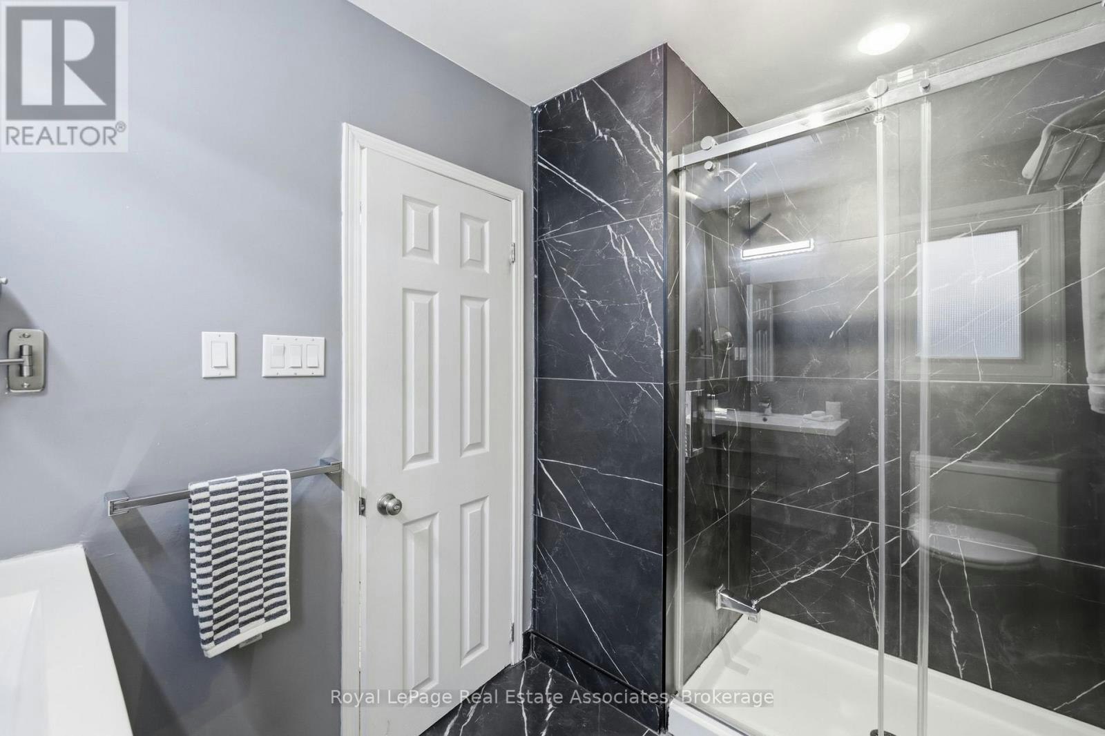 1924 Balsam Avenue, Mississauga, ON, L5J 1L2 - 19