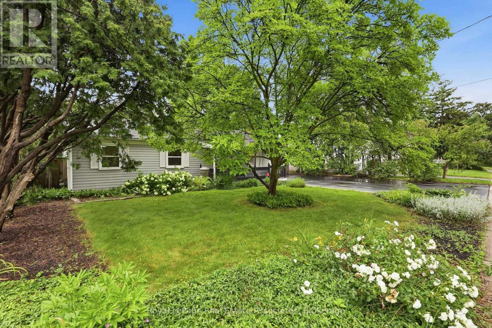 1924 Balsam Avenue, Mississauga, ON, L5J 1L2 - 4