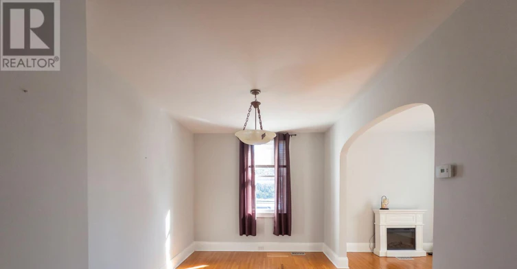 204 Gibb Street, Oshawa, ON, L1J 1Y7 - 10