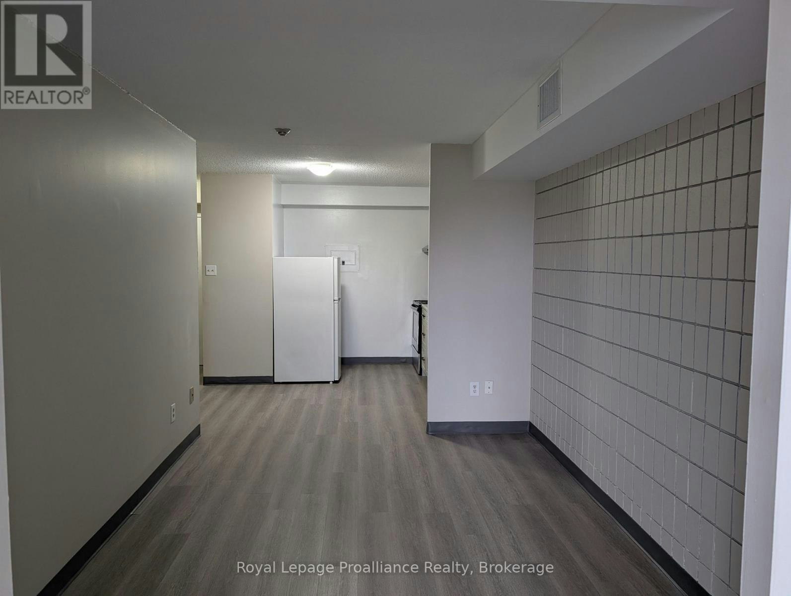 4-1837 Lansdowne Street W, Peterborough, ON, K9K 1R4 - 4