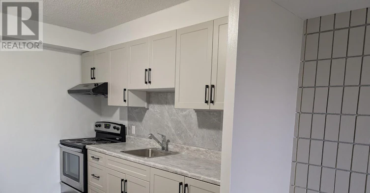 4-1837 Lansdowne Street W, Peterborough, ON, K9K 1R4 - 3