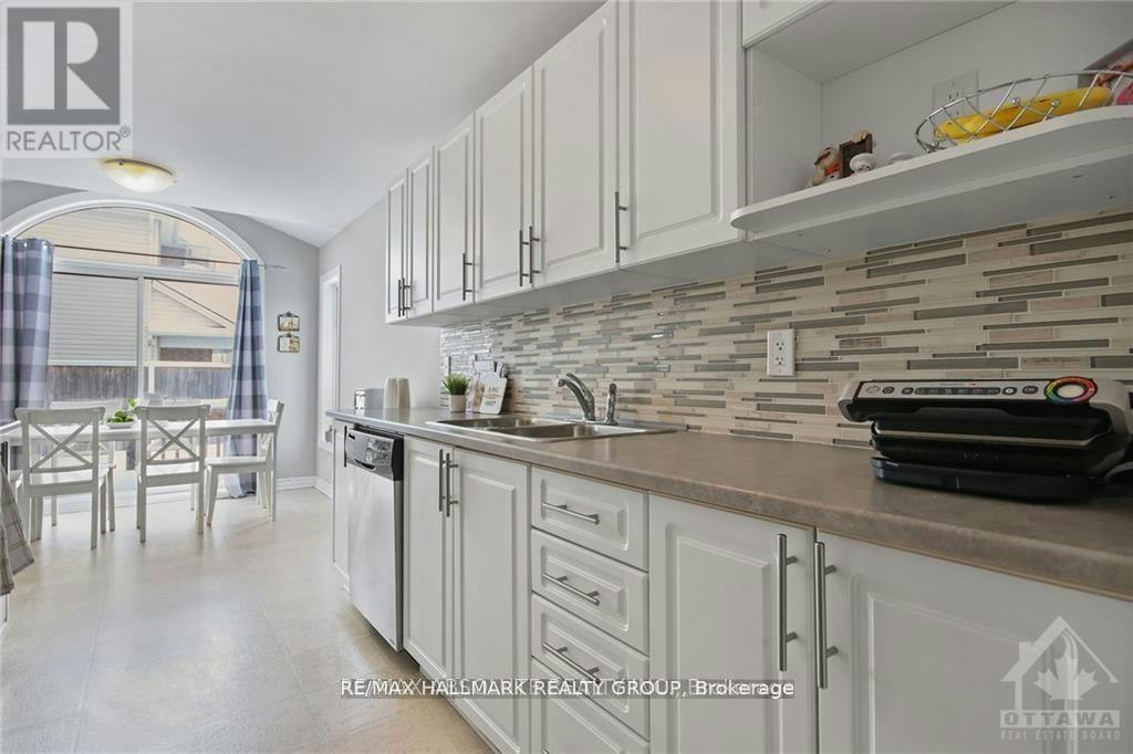 100 Lerta Way, Ottawa, ON, K4A 0W5 - 11