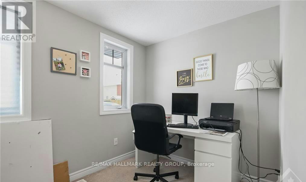 100 Lerta Way, Ottawa, ON, K4A 0W5 - 2