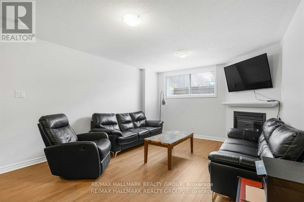 100 Lerta Way, Ottawa, ON, K4A 0W5 - 23