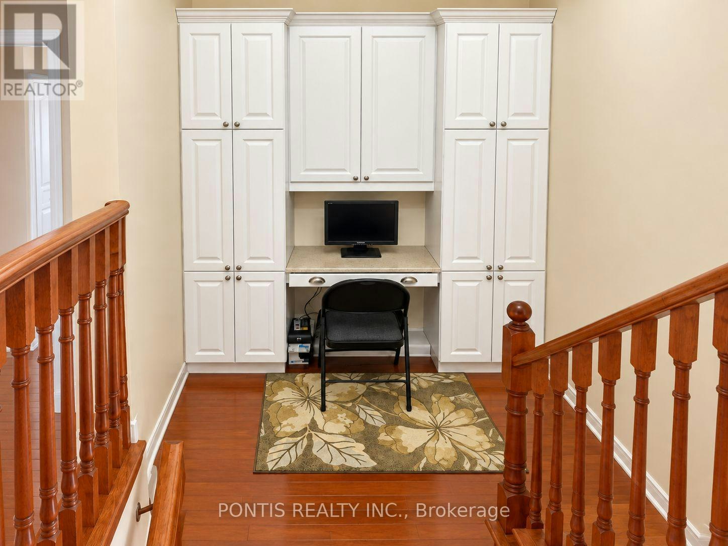 145 Harrongate Place, Whitby, ON, L1R 3E6 - 11