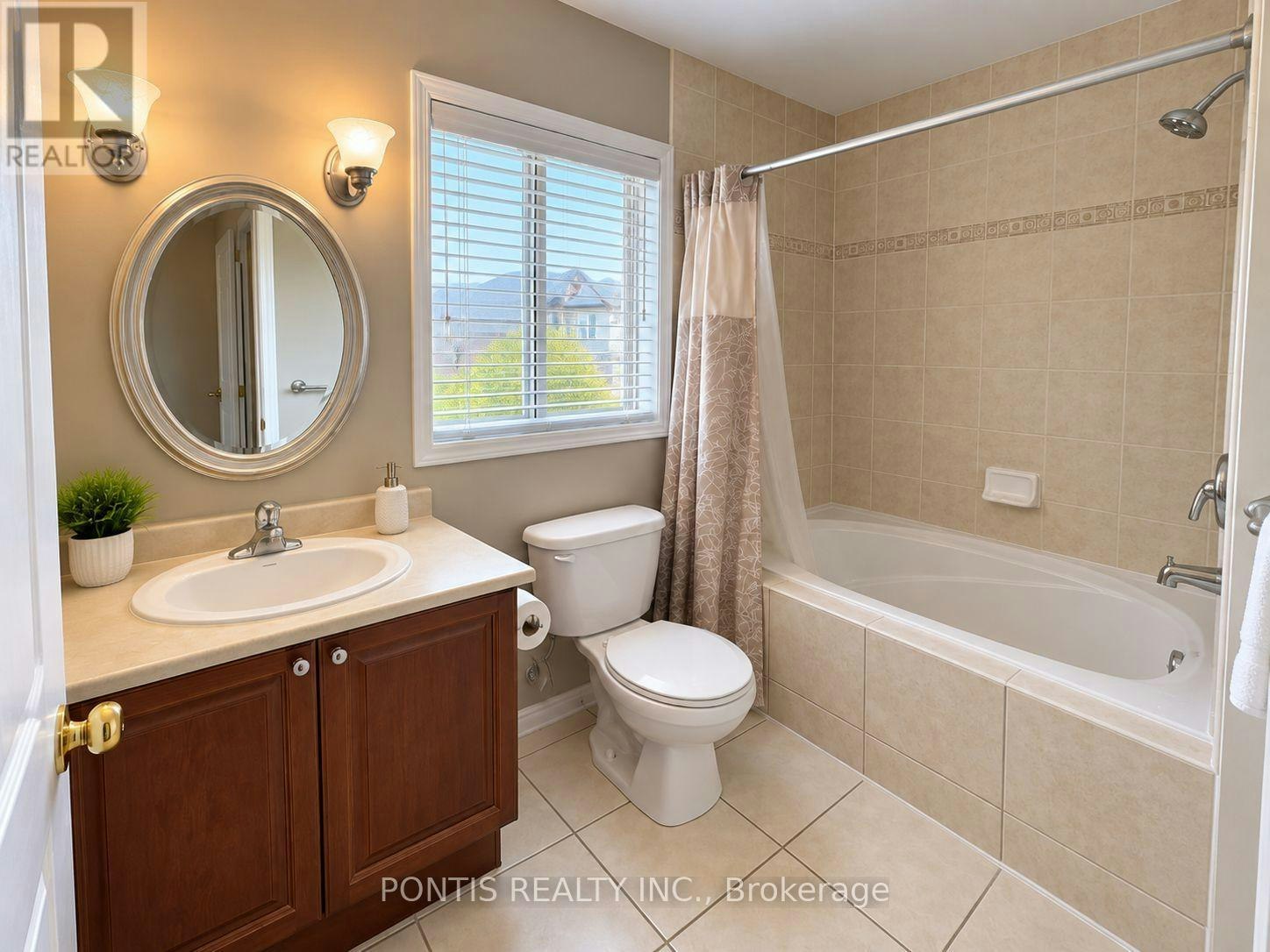 145 Harrongate Place, Whitby, ON, L1R 3E6 - 15