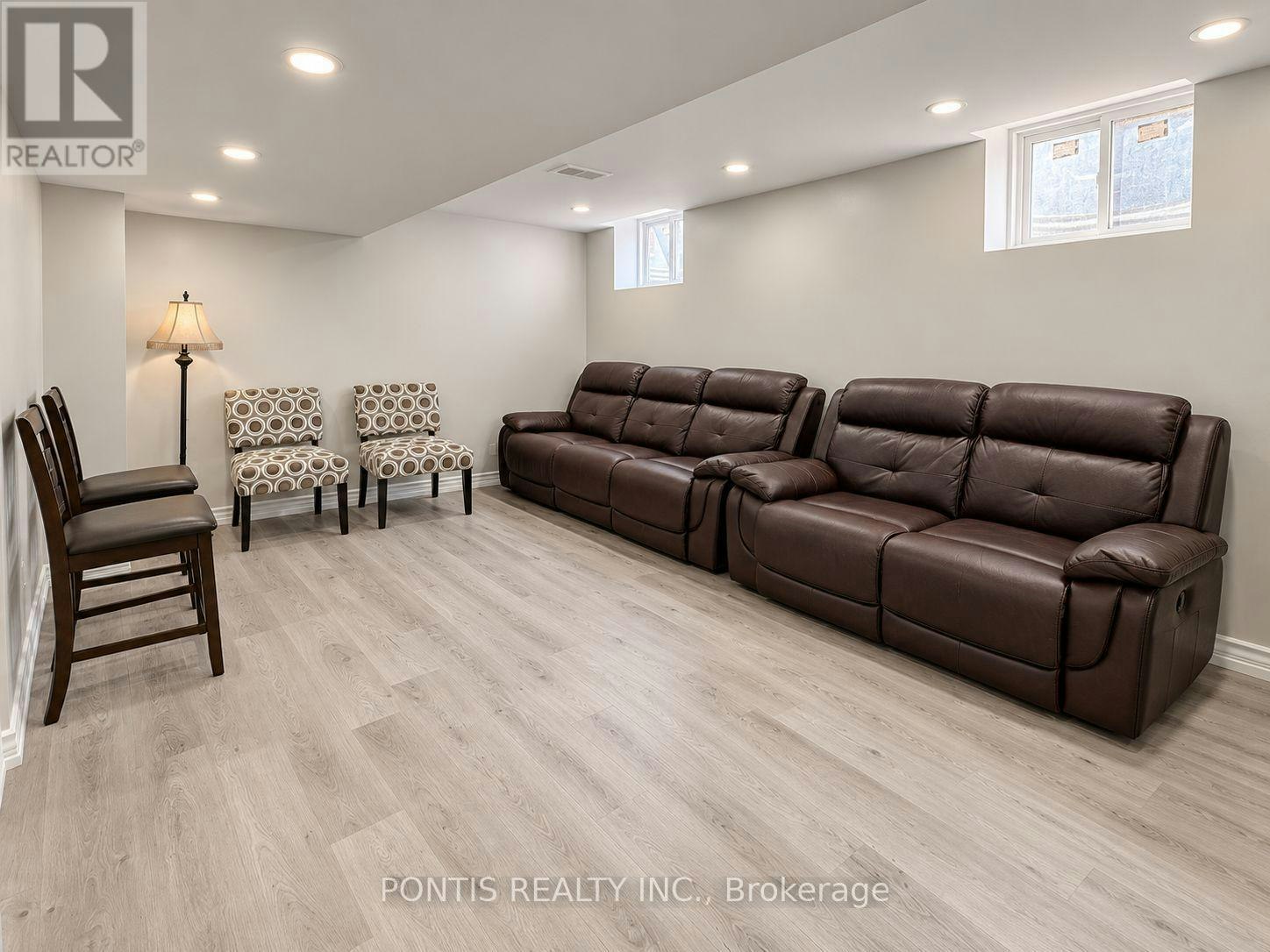 145 Harrongate Place, Whitby, ON, L1R 3E6 - 20