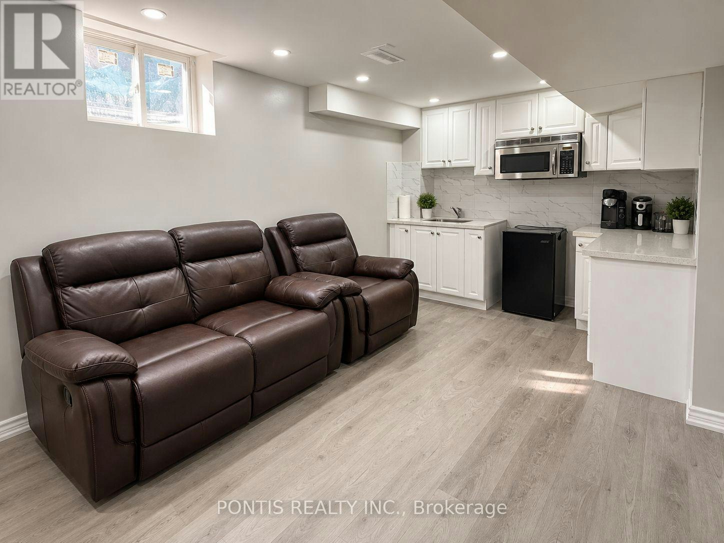 145 Harrongate Place, Whitby, ON, L1R 3E6 - 19