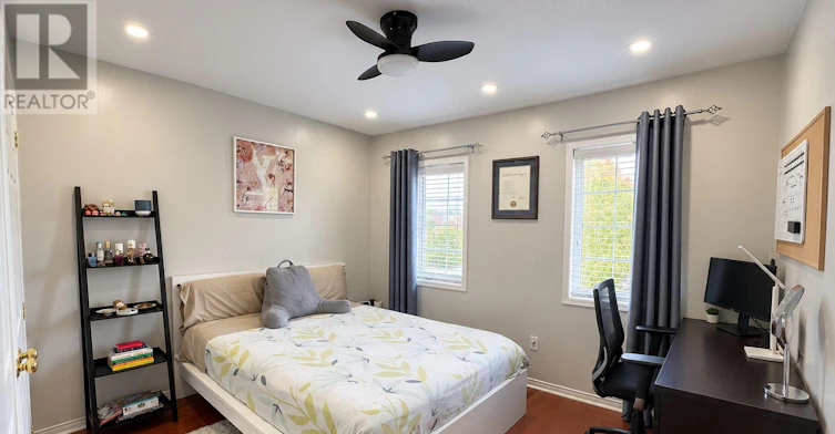 145 Harrongate Place, Whitby, ON, L1R 3E6 - 14