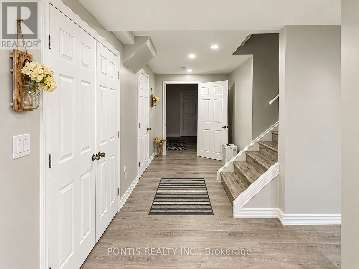 145 Harrongate Place, Whitby, ON, L1R 3E6 - 18