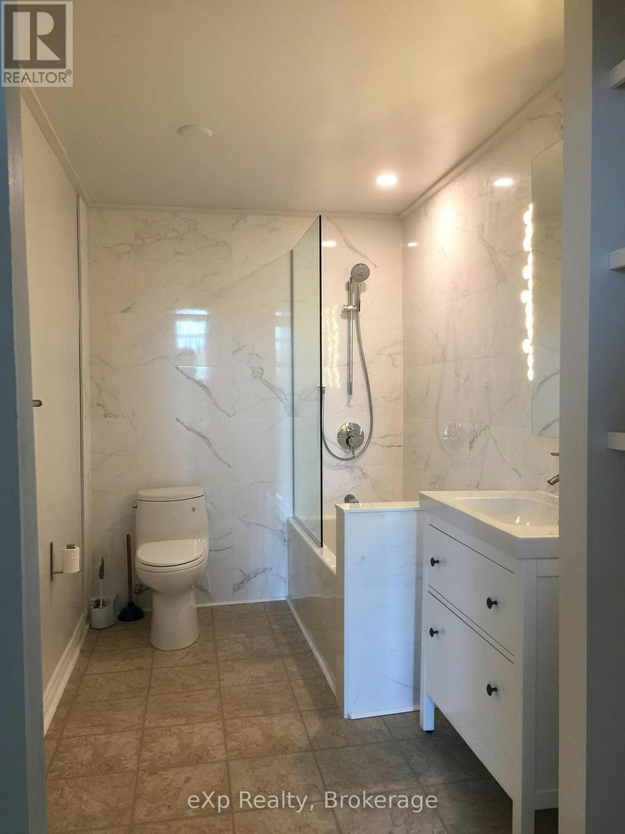 6-24 Wellington Street, Stratford, ON, N5A 2L2 - 8