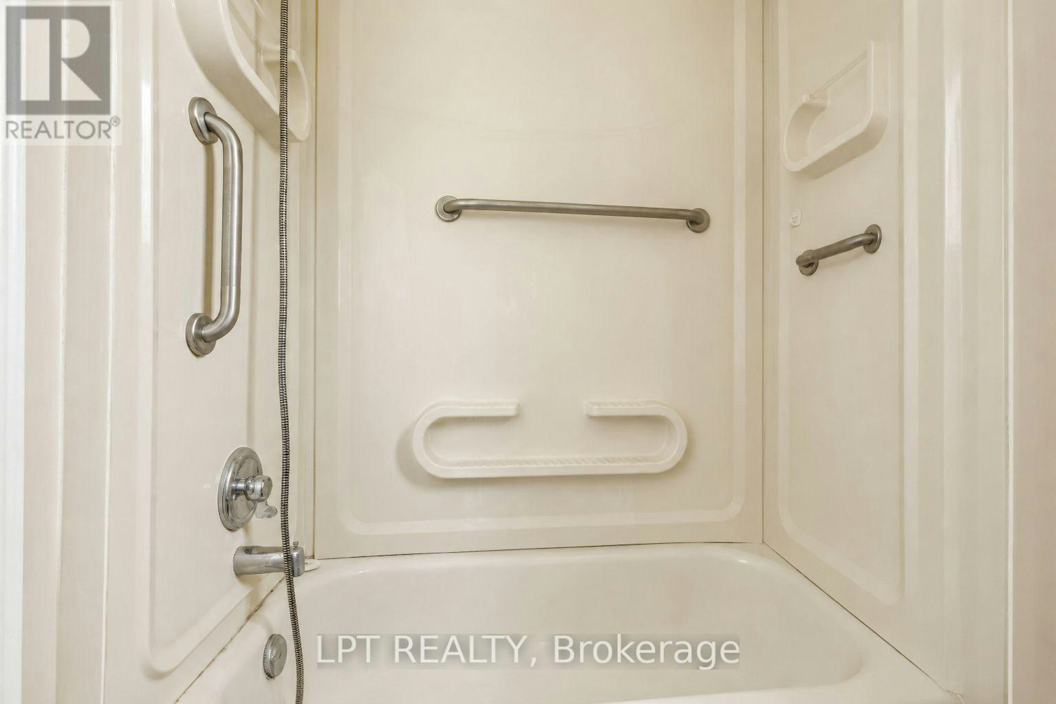 204A The Queensway S, Georgina, ON, L4P 2A6 - 11
