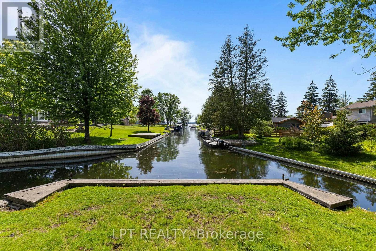 204A The Queensway S, Georgina, ON, L4P 2A6 - 2