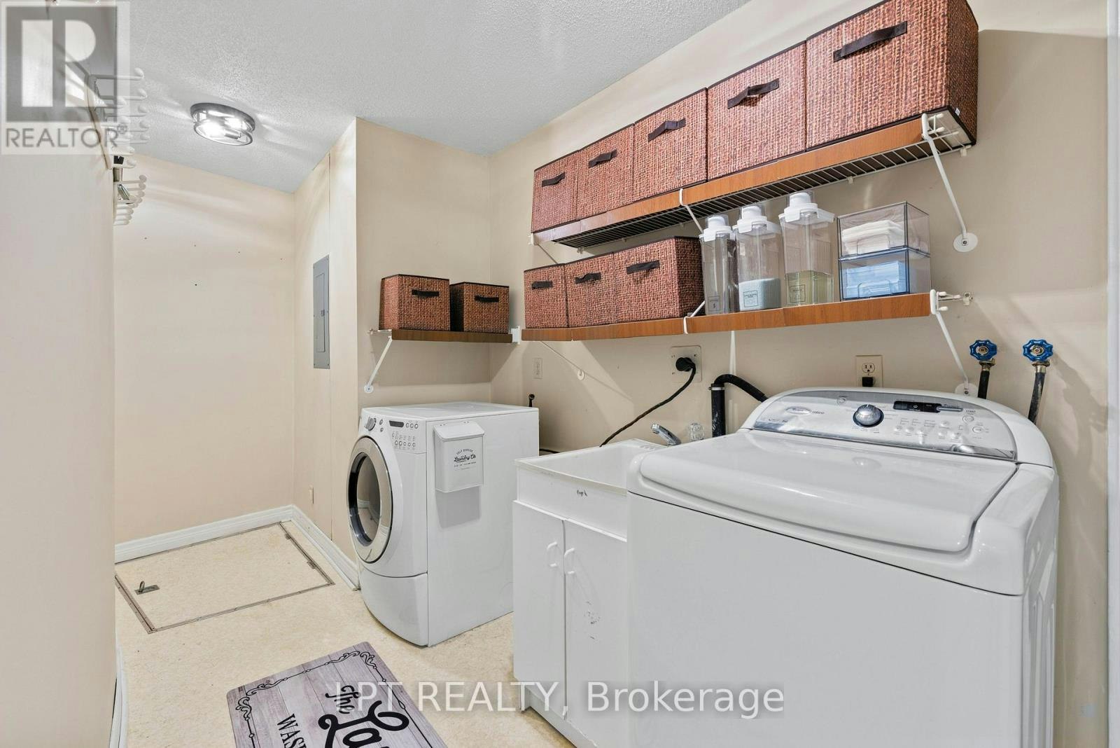 204A The Queensway S, Georgina, ON, L4P 2A6 - 17