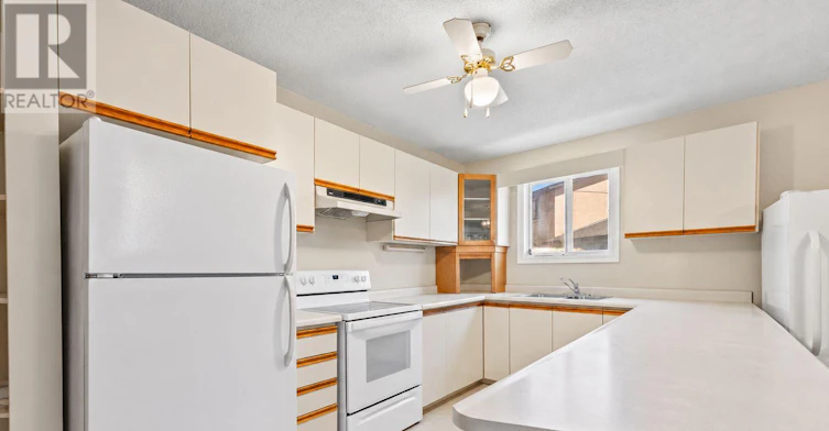 204A The Queensway S, Georgina, ON, L4P 2A6 - 12