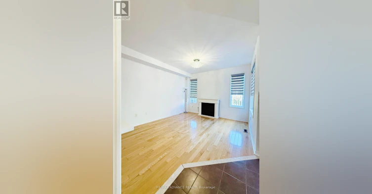 137 Laramie Crescent, Vaughan, ON, L6A 0R1 - 5