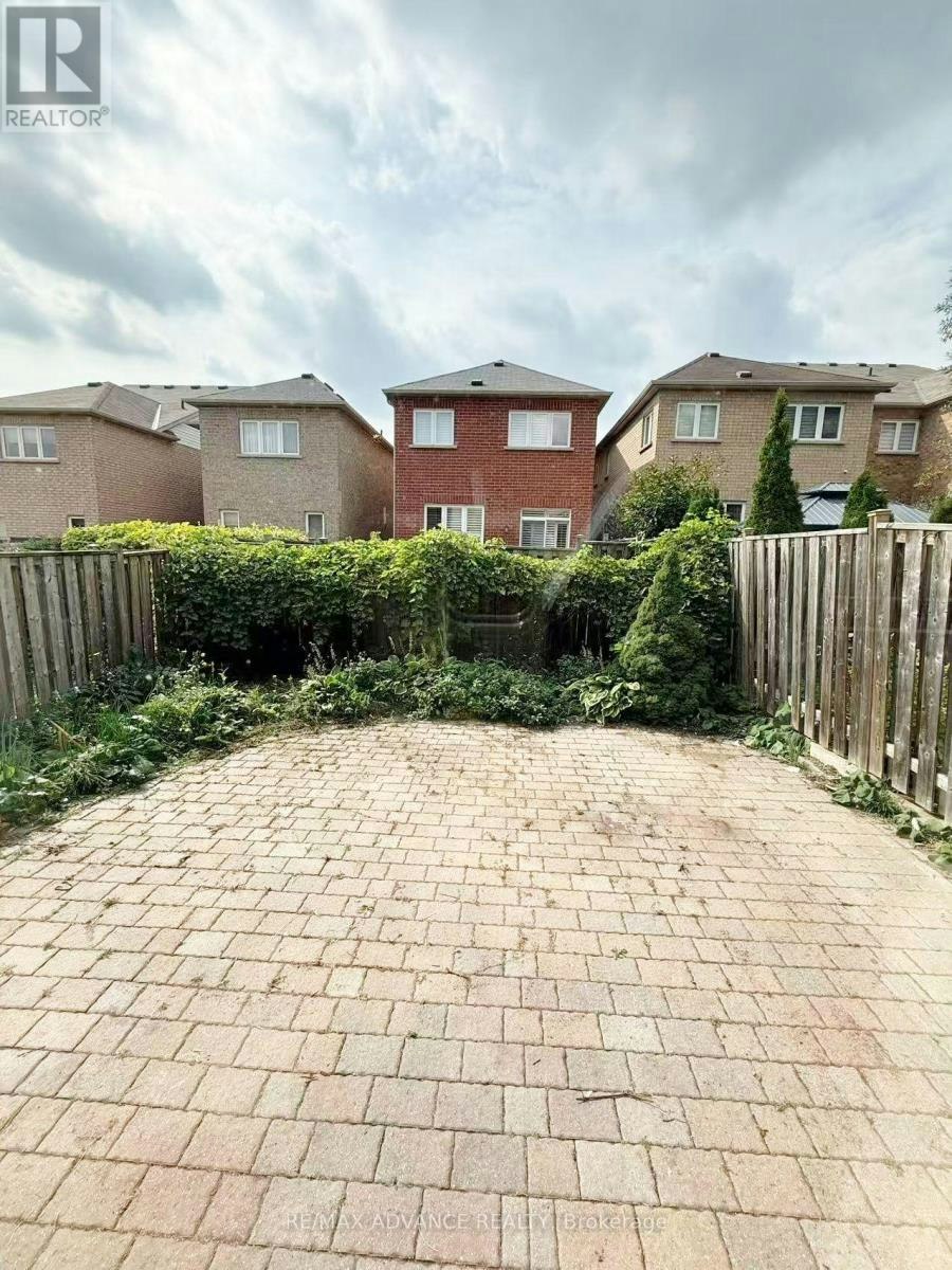 137 Laramie Crescent, Vaughan, ON, L6A 0R1 - 25
