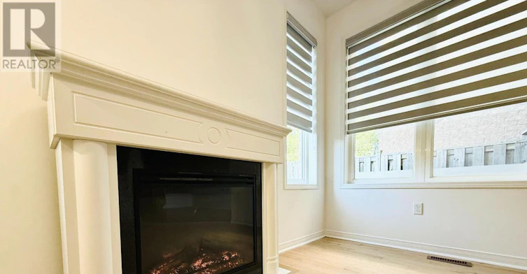 137 Laramie Crescent, Vaughan, ON, L6A 0R1 - 6