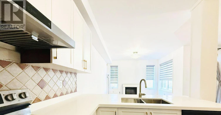 137 Laramie Crescent, Vaughan, ON, L6A 0R1 - 8