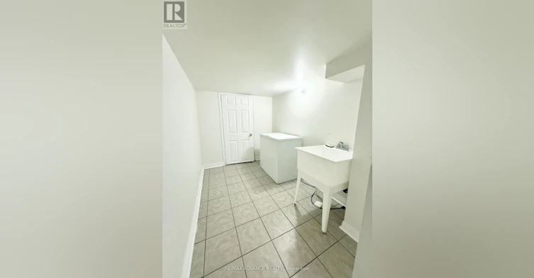 137 Laramie Crescent, Vaughan, ON, L6A 0R1 - 24