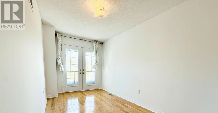 137 Laramie Crescent, Vaughan, ON, L6A 0R1 - 13