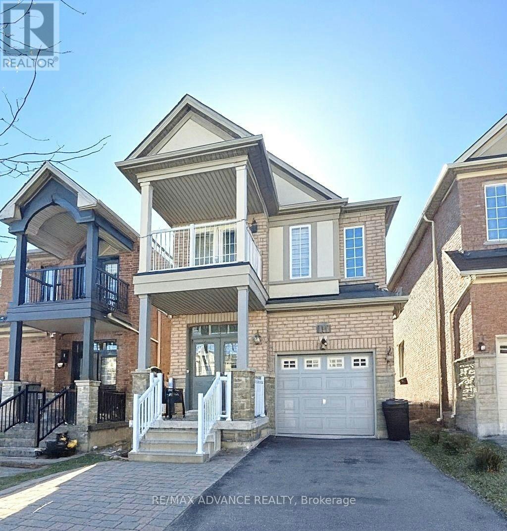 137 Laramie Crescent, Vaughan, ON, L6A 0R1