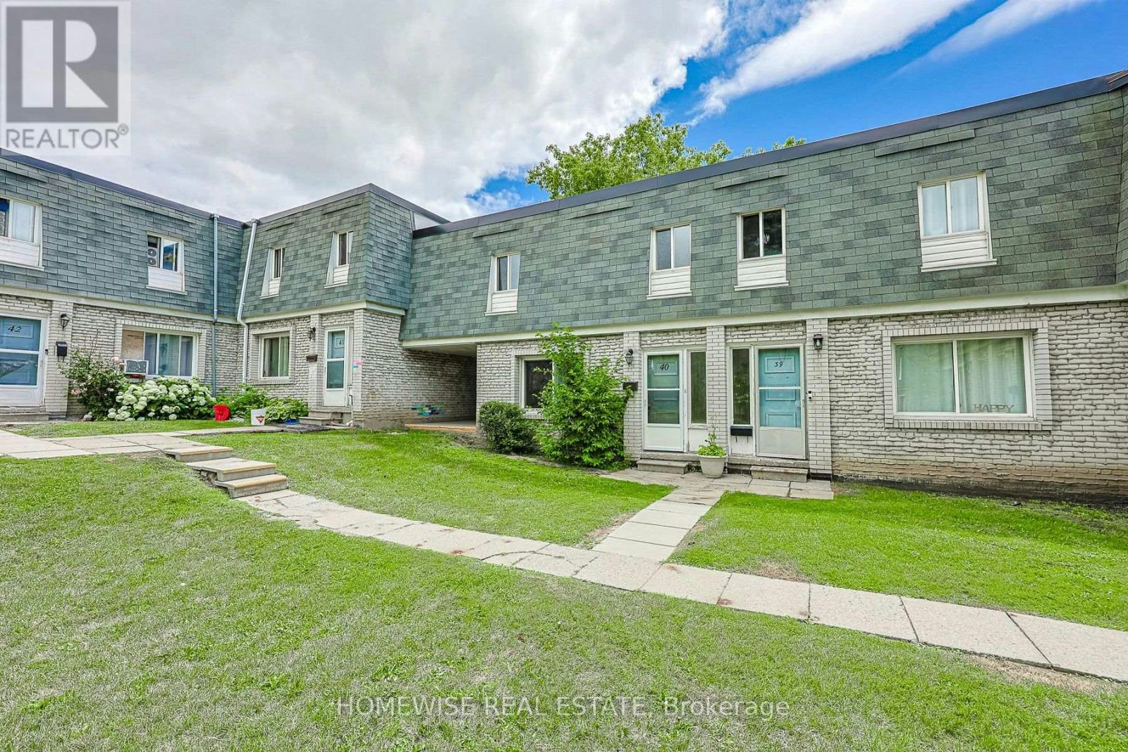 40-1350 Winding Trail, Mississauga, ON, L4Y 2T8