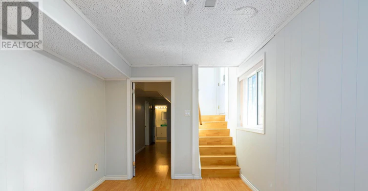 67 Woodthorpe Road, Toronto, ON, M4A 1S6 - 23
