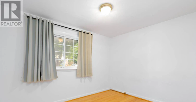 67 Woodthorpe Road, Toronto, ON, M4A 1S6 - 16
