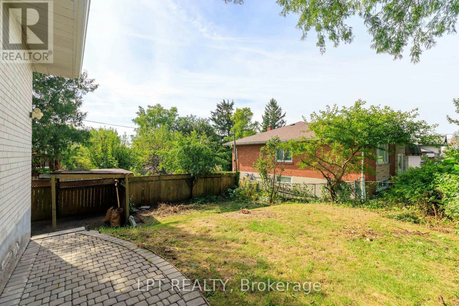 67 Woodthorpe Road, Toronto, ON, M4A 1S6 - 36