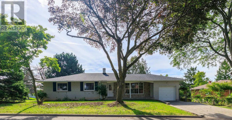 67 Woodthorpe Road, Toronto, ON, M4A 1S6