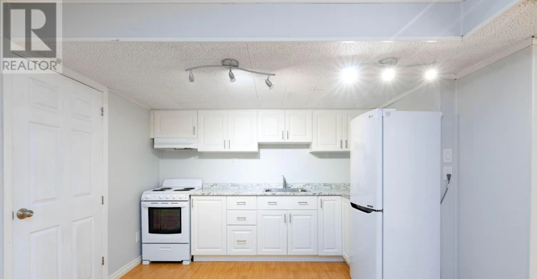 67 Woodthorpe Road, Toronto, ON, M4A 1S6 - 25