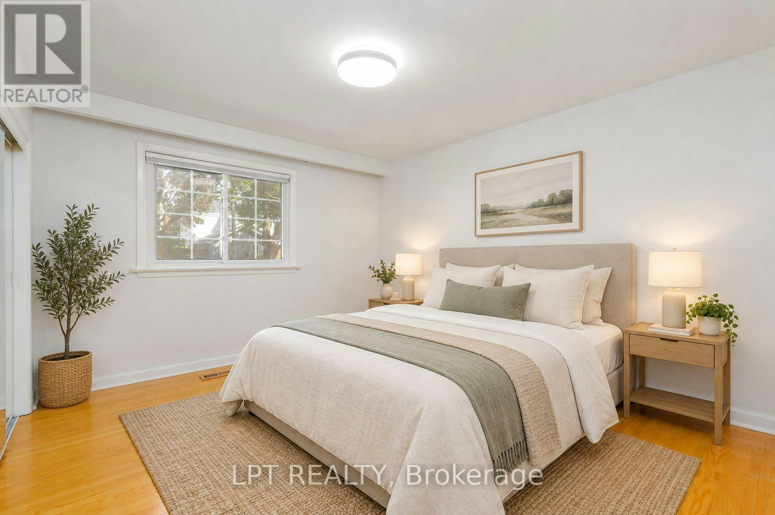67 Woodthorpe Road, Toronto, ON, M4A 1S6 - 12