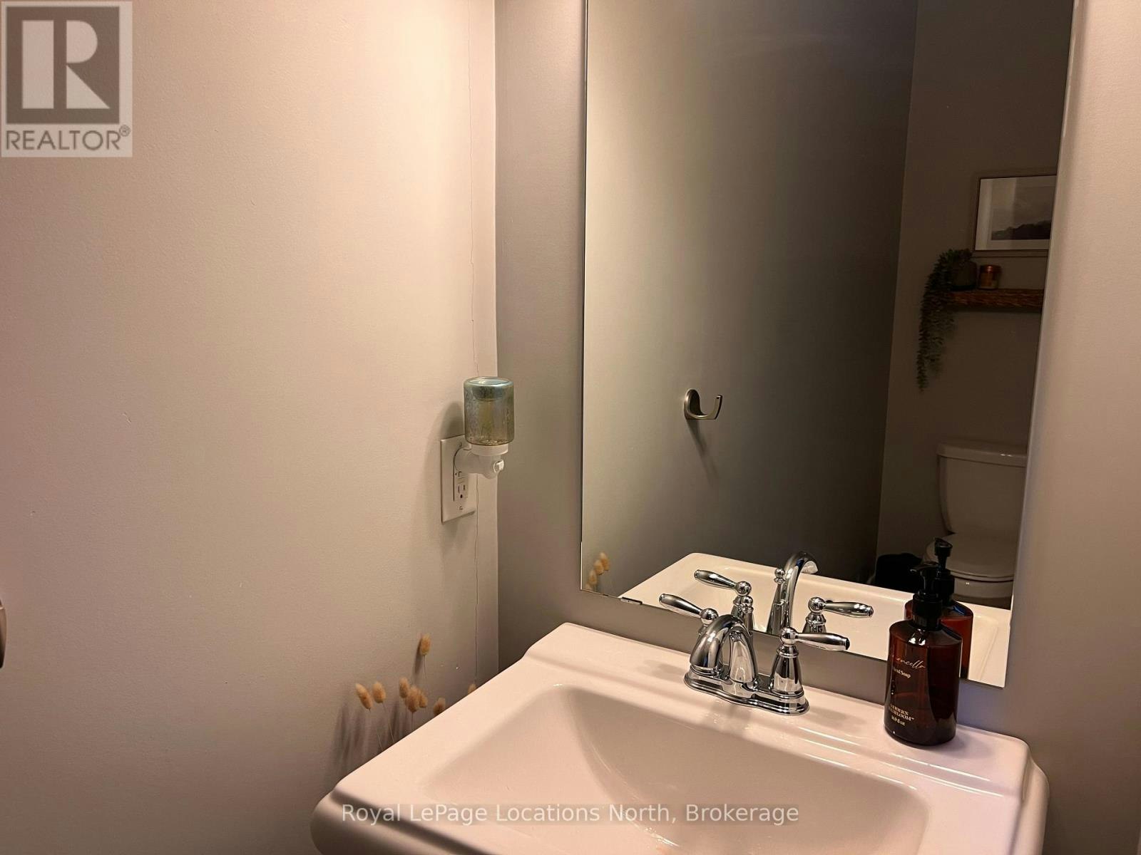 122 Delphi Lane, Blue Mountains, ON, N0H 1J0 - 15