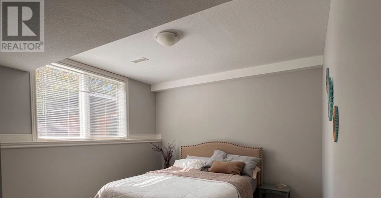 122 Delphi Lane, Blue Mountains, ON, N0H 1J0 - 22