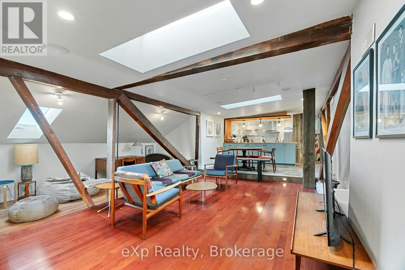 6-94 Wellington Street, Stratford, ON, N5A 2L2