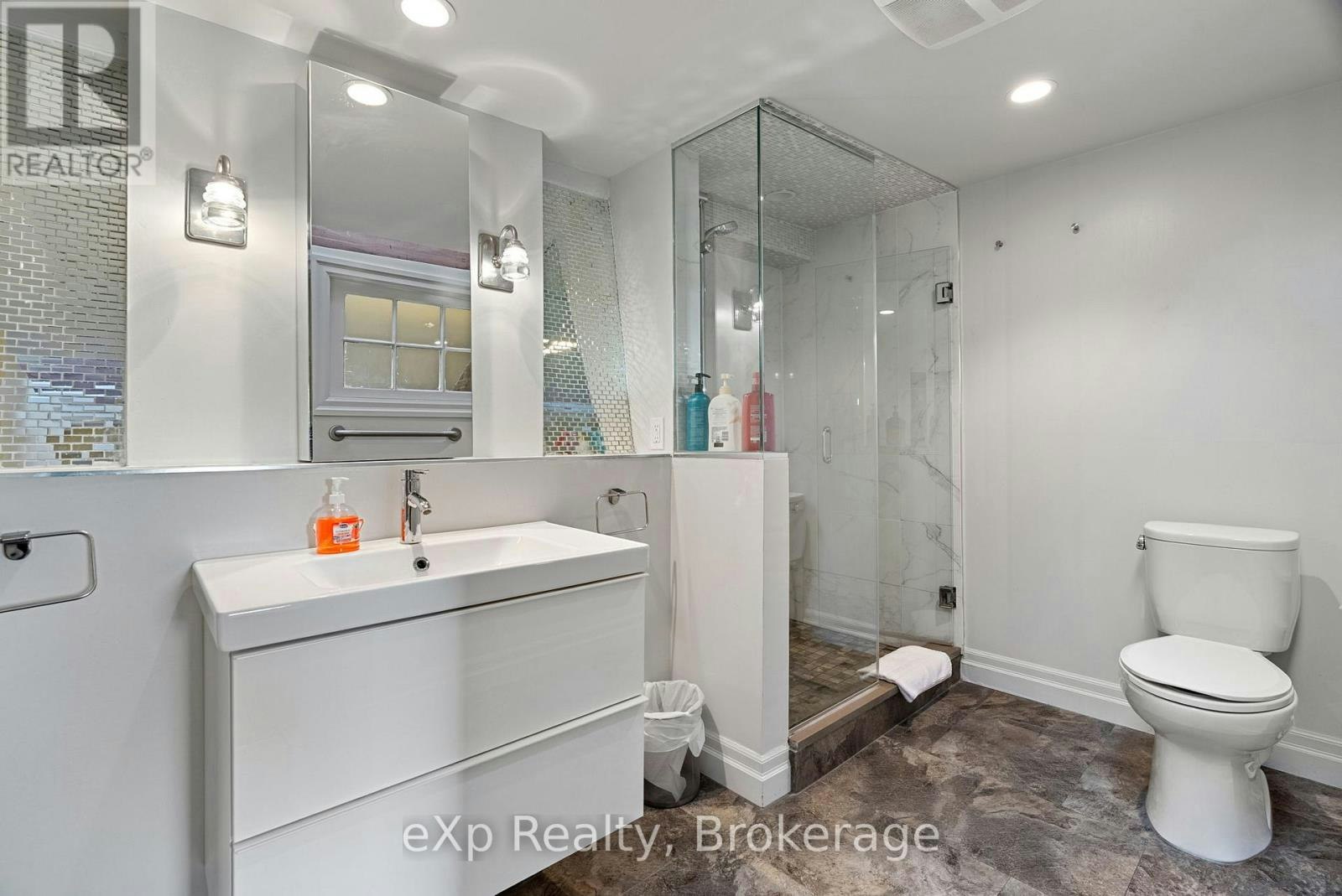 6-94 Wellington Street, Stratford, ON, N5A 2L2 - 19