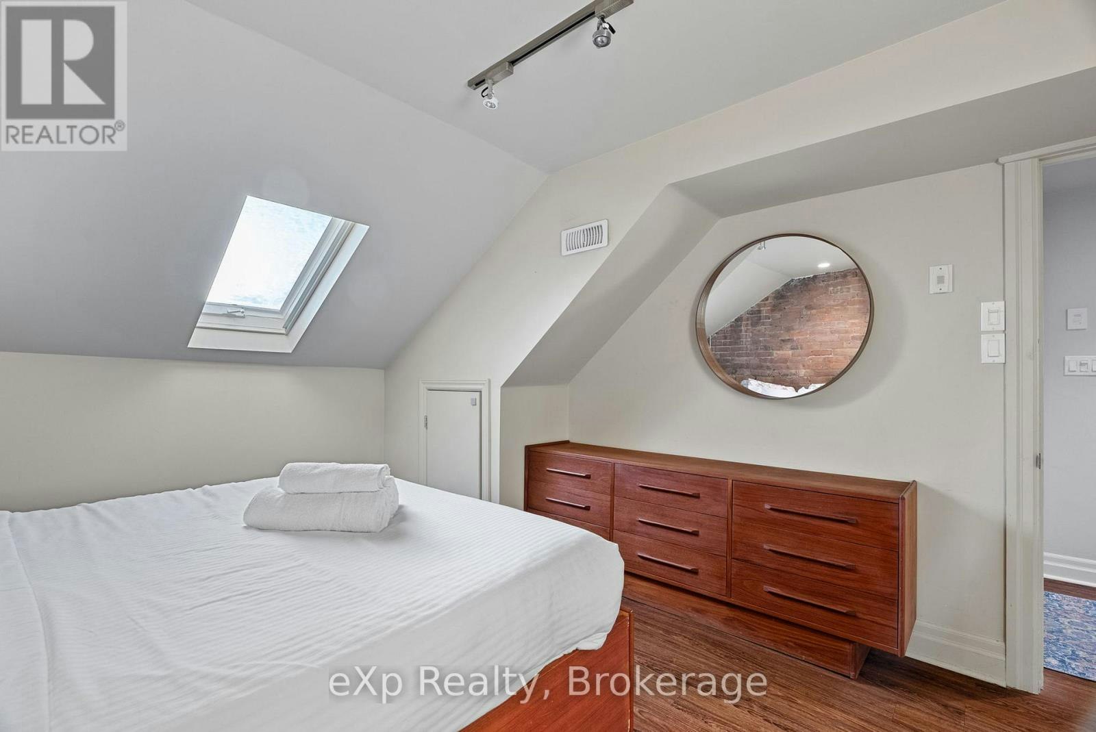 6-94 Wellington Street, Stratford, ON, N5A 2L2 - 18
