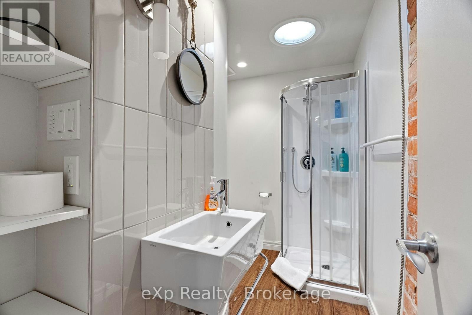 6-94 Wellington Street, Stratford, ON, N5A 2L2 - 27