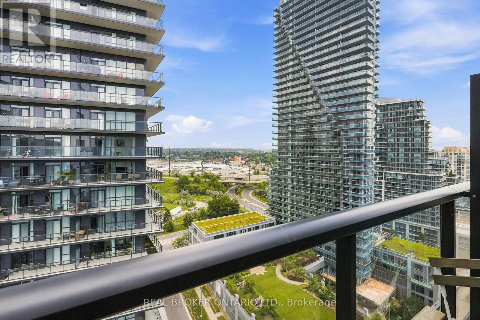 PH06-39 Annie Craig Drive, Toronto, ON, M8V 0H1 - 16
