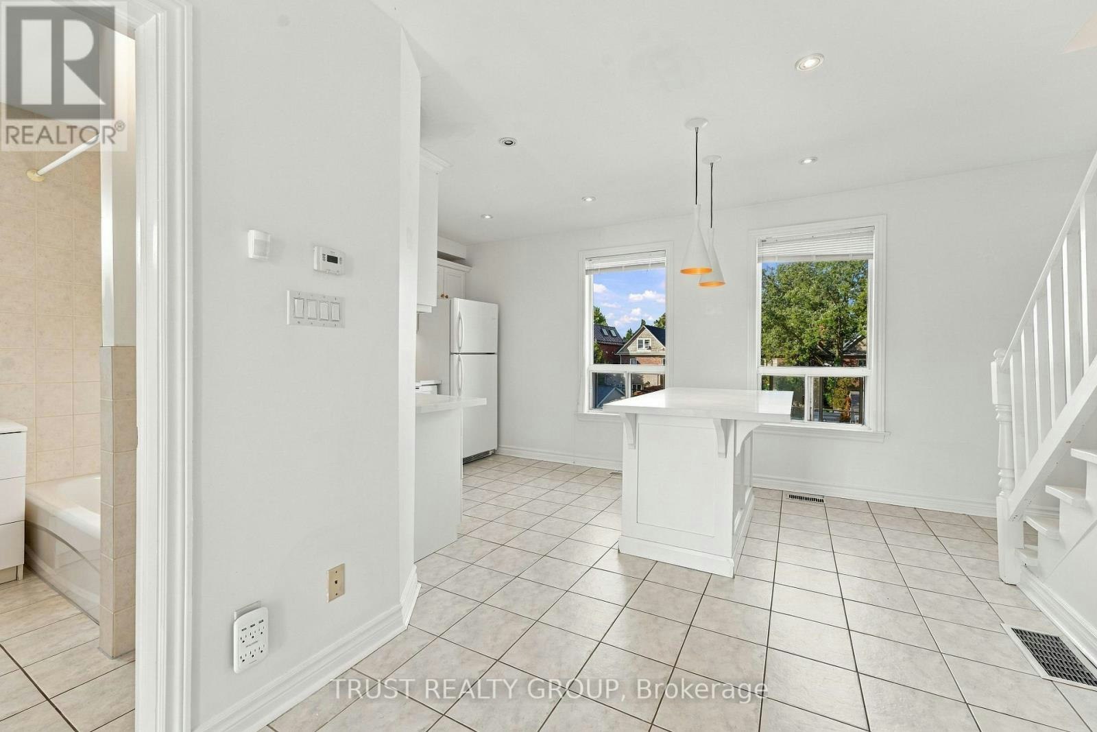 2ND & 3RD FLOOR-2279 Dundas Street W, Toronto, ON, M6R 1X6 - 4