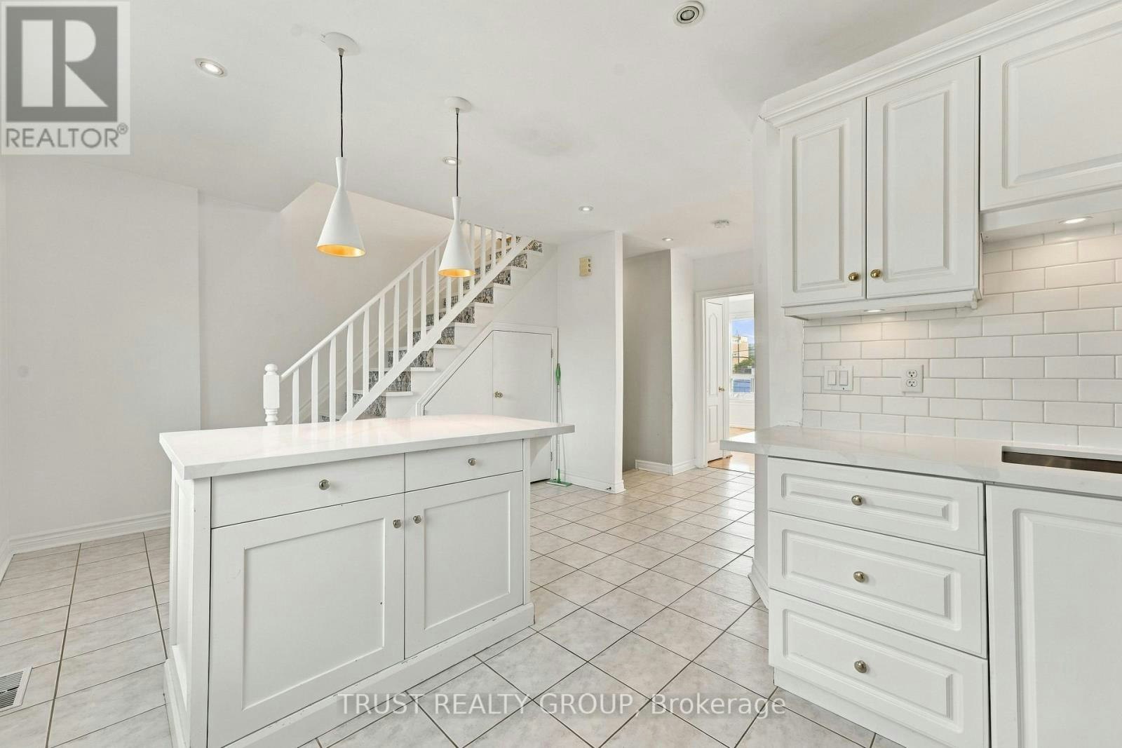 2ND & 3RD FLOOR-2279 Dundas Street W, Toronto, ON, M6R 1X6 - 7